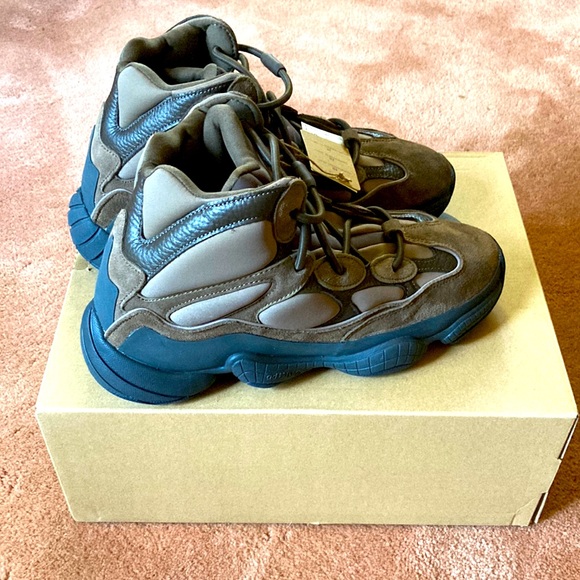 Yeezy 500 High - Picture 2 of 10